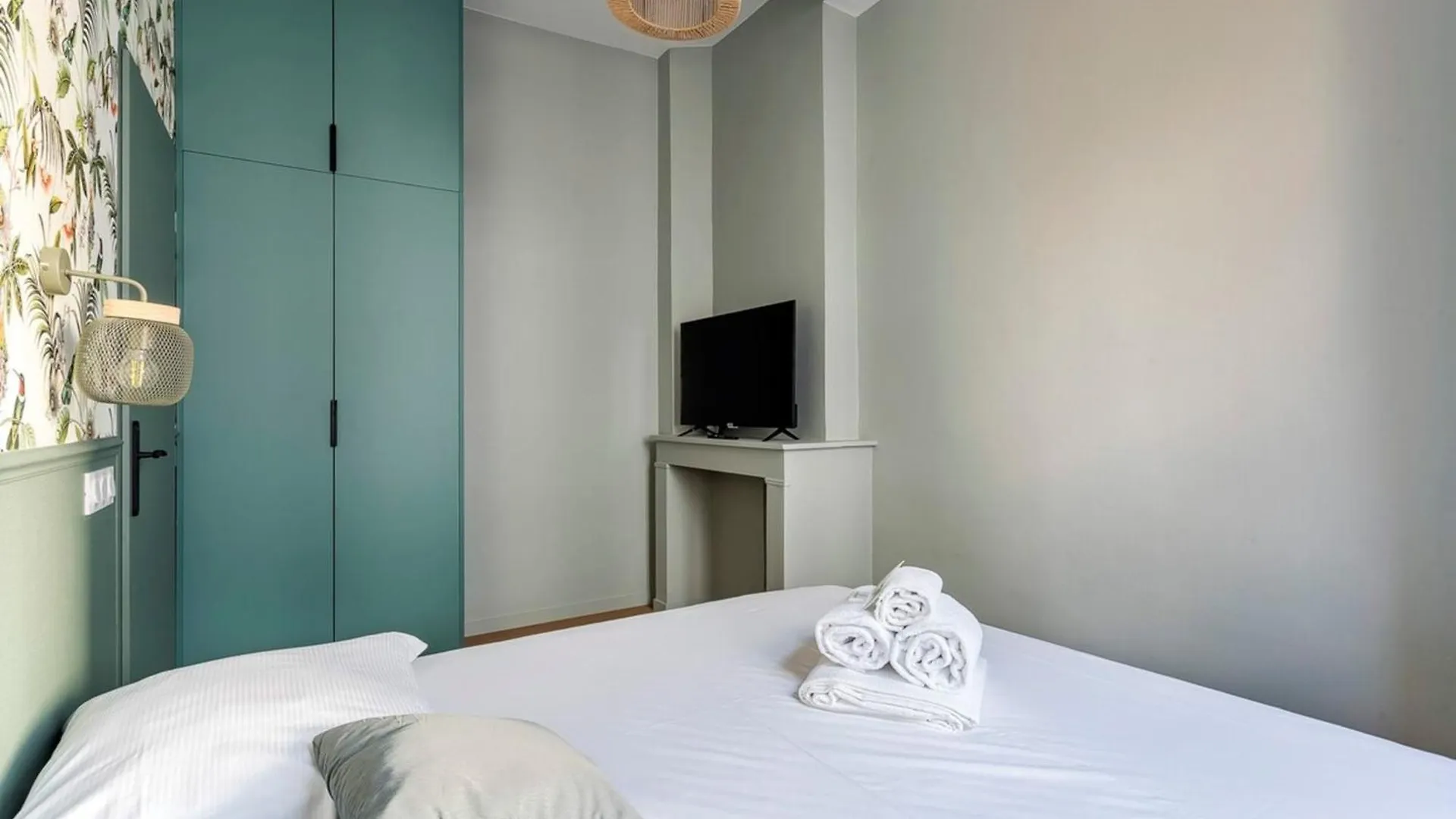 Le Croix-Roussien Cute 1 Bedroom Fully Equipped Лион